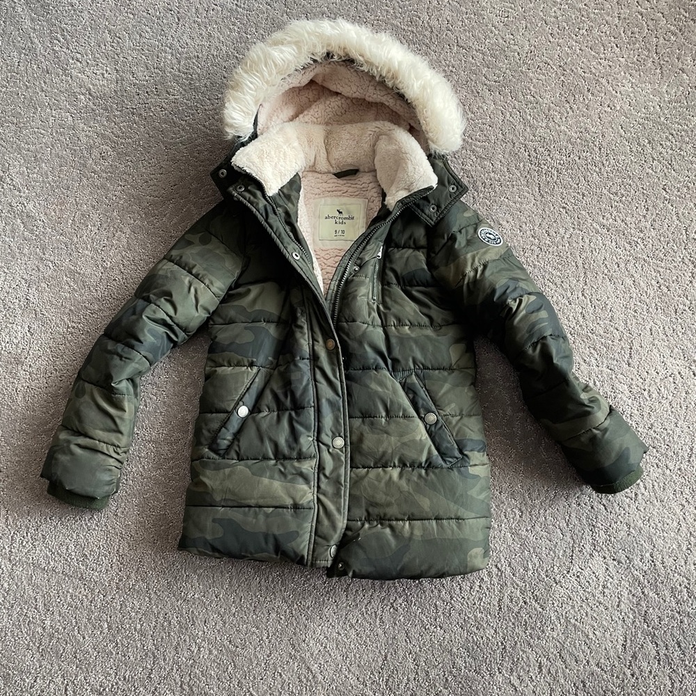 Girl kid puffer Abercrombie jacket